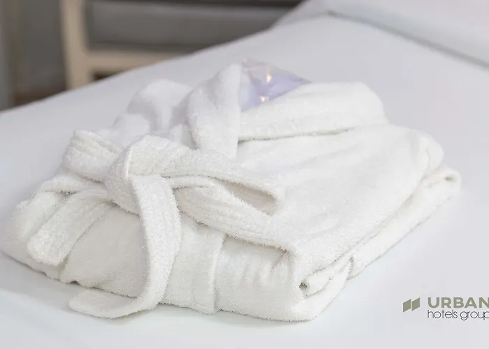 Szálloda Santa Eulália Bay 3*