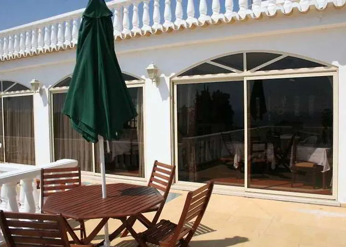 Szálloda Santa Eulália Bay 3*