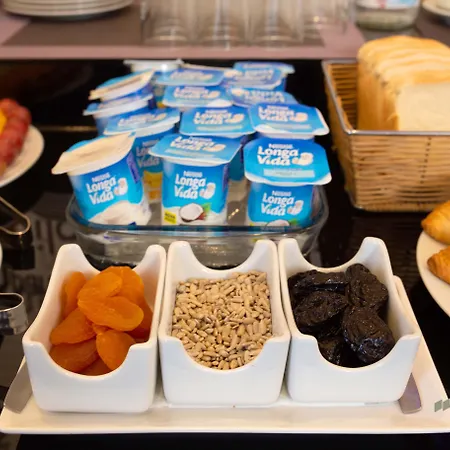 圣欧拉利娅酒店 酒店