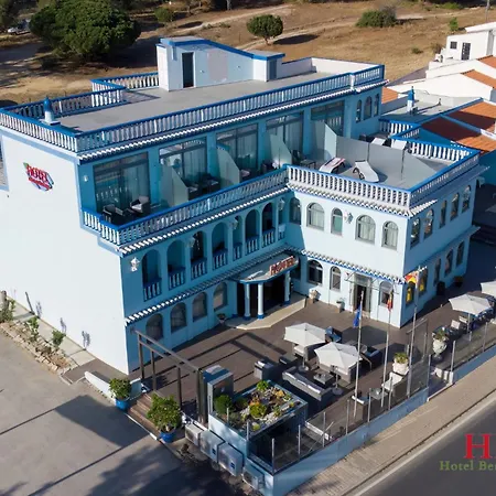 圣欧拉利娅酒店 3*