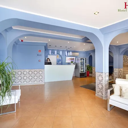 Hotel Santa Eulalia Bay 3*