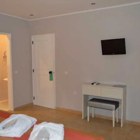 Hotel Urban Santa Eulalia 3*
