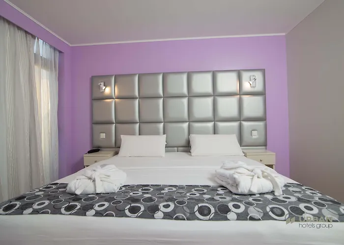 Santa Eulalia Bay 호텔 3*