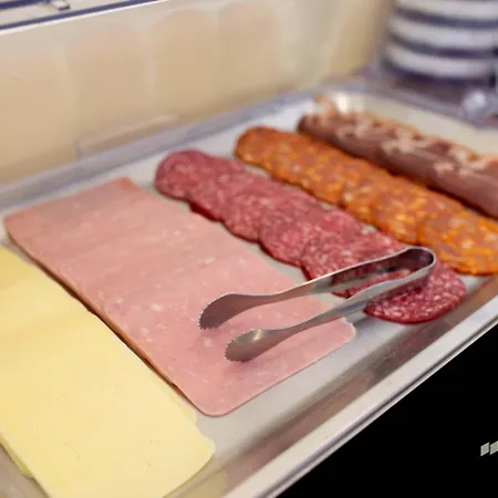 酒店 Santa Eulalia Bay 3*