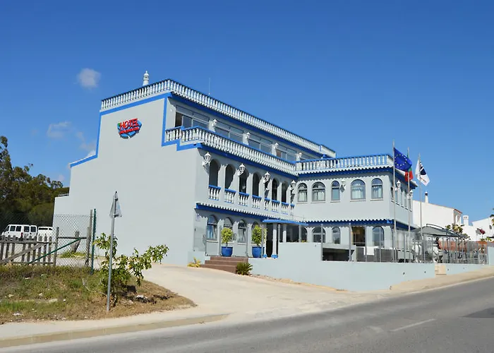 Santa Eulalia Bay 酒店 3*