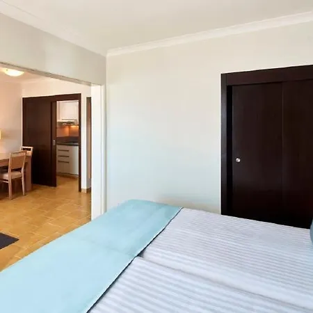 Hotel Urban Santa Eulalia 3*
