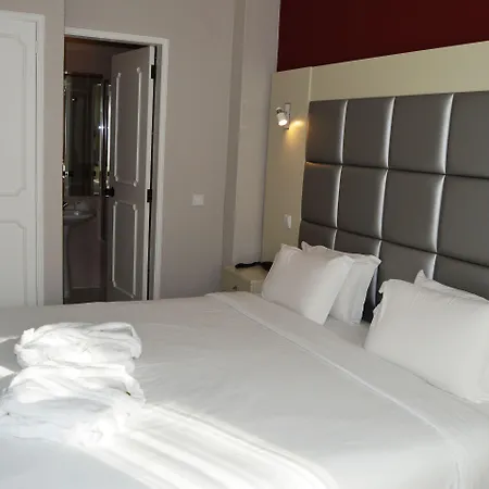 فندق سانتا يولاليا